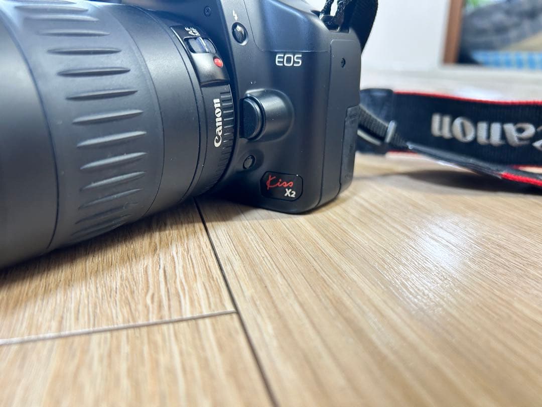 美品Canon EOS Kiss x2 デジタル一眼レフカメラ