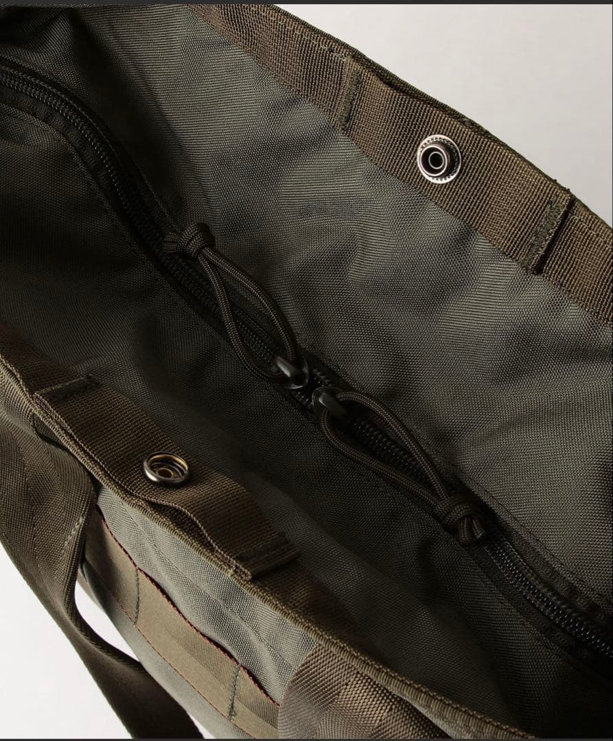 オリーブグリーン トートバッグ