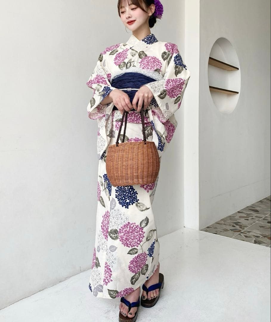 moment＋ 紫陽花柄 浴衣3点セット（ゆかた・帯2本）