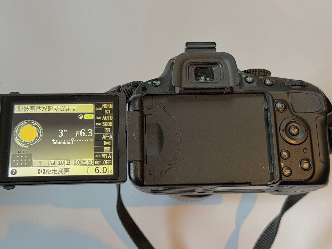 デジタルカメラ NIKON D5100
