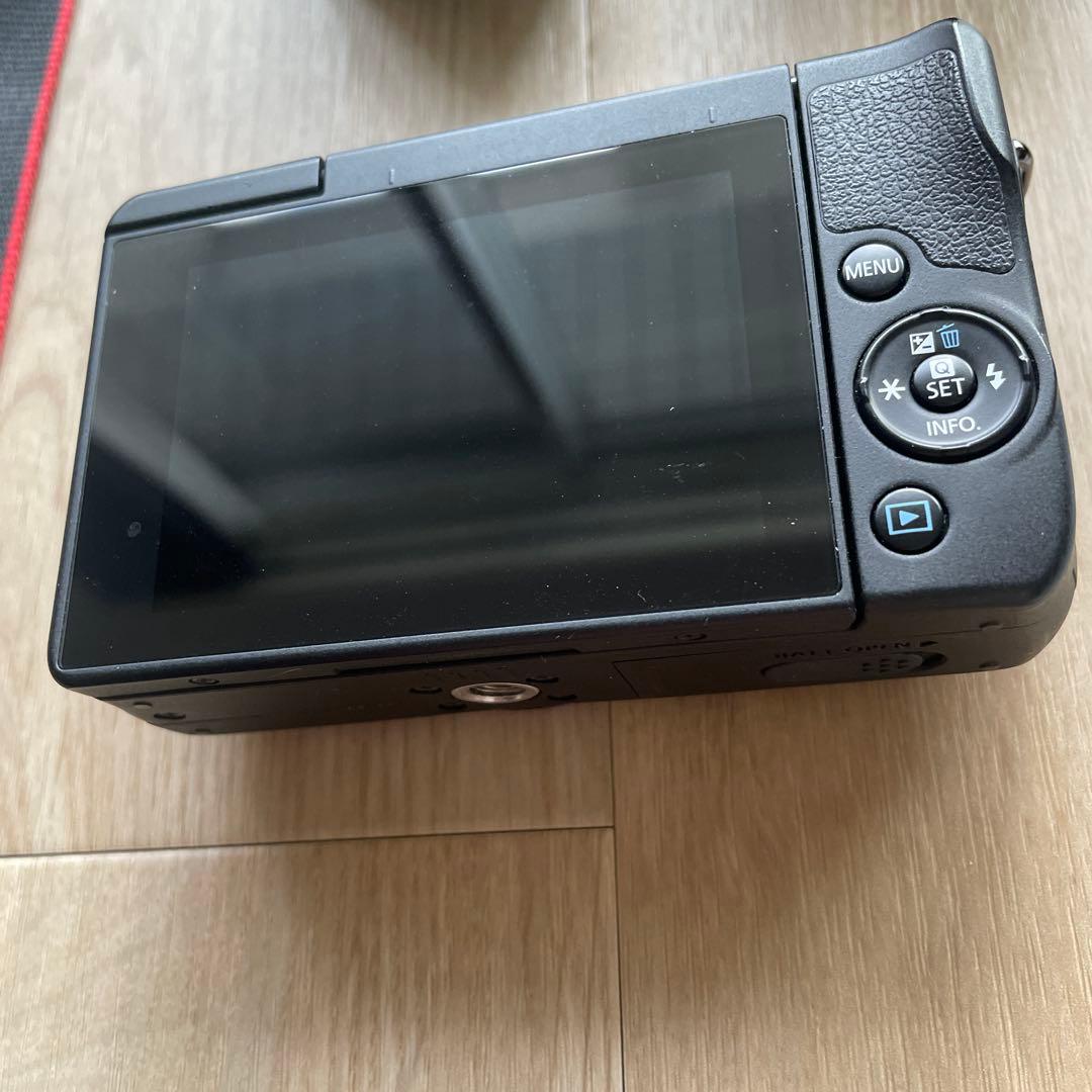 【美品】EOS M10 レンズ2種×SD128GB