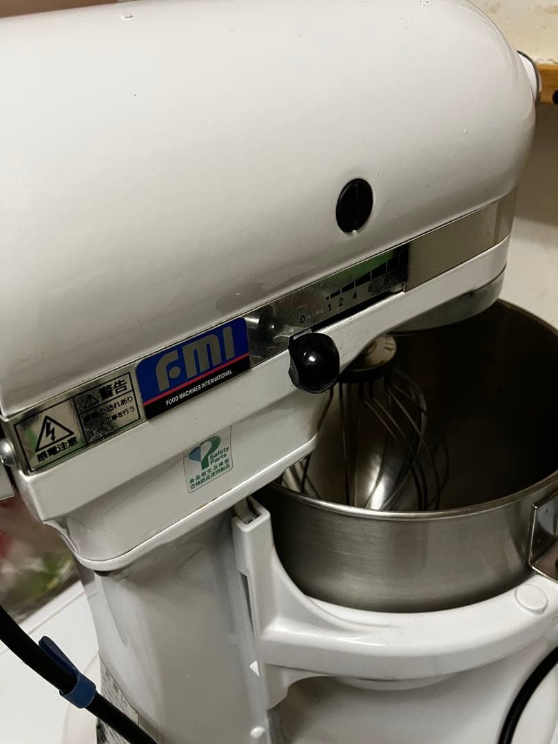 キッチンエイドスタンドミキサKSM5WH ホワイトジャンク　備品つき