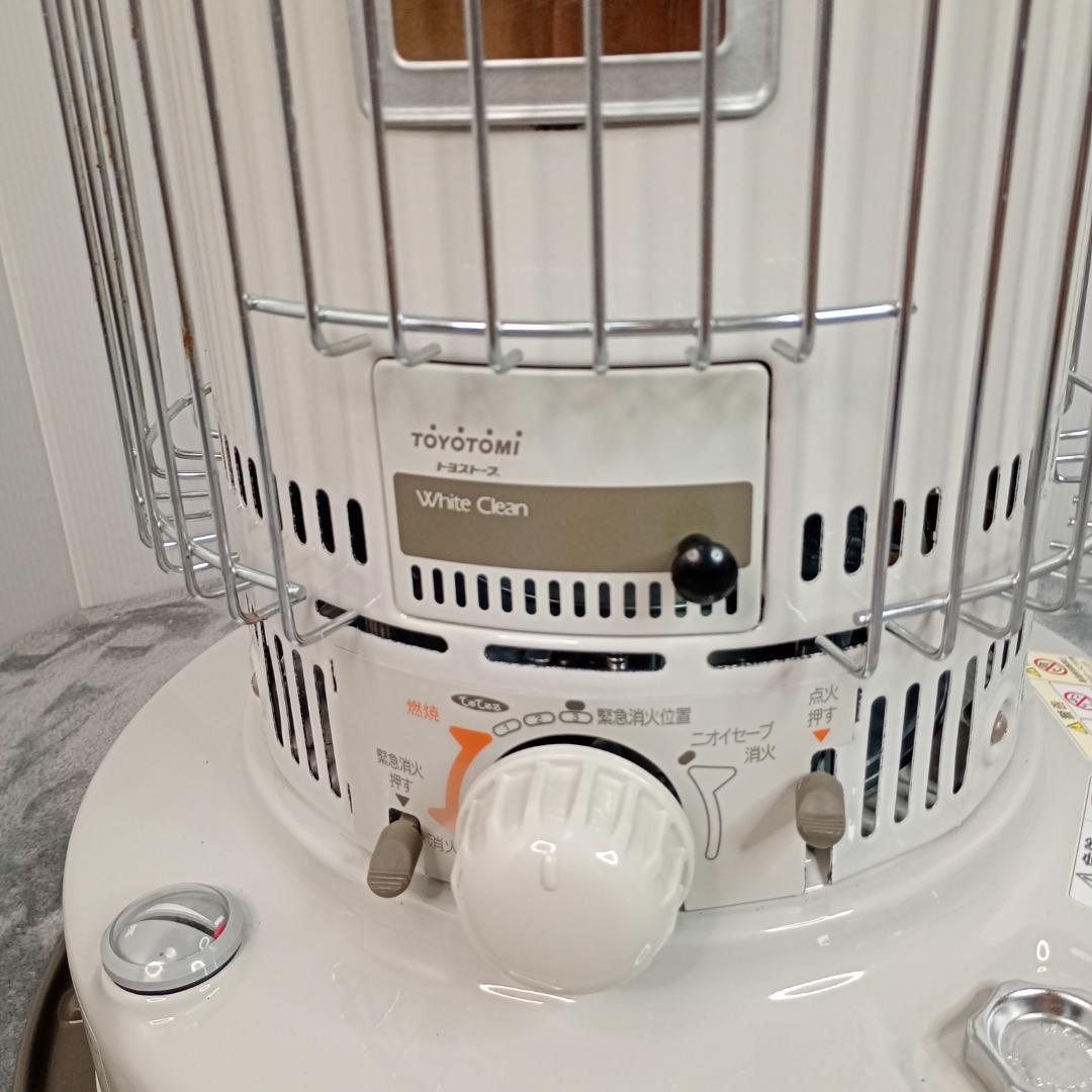 【訳アリ未使用品】 トヨトミ 石油ストーブ KS-67E White Clean
