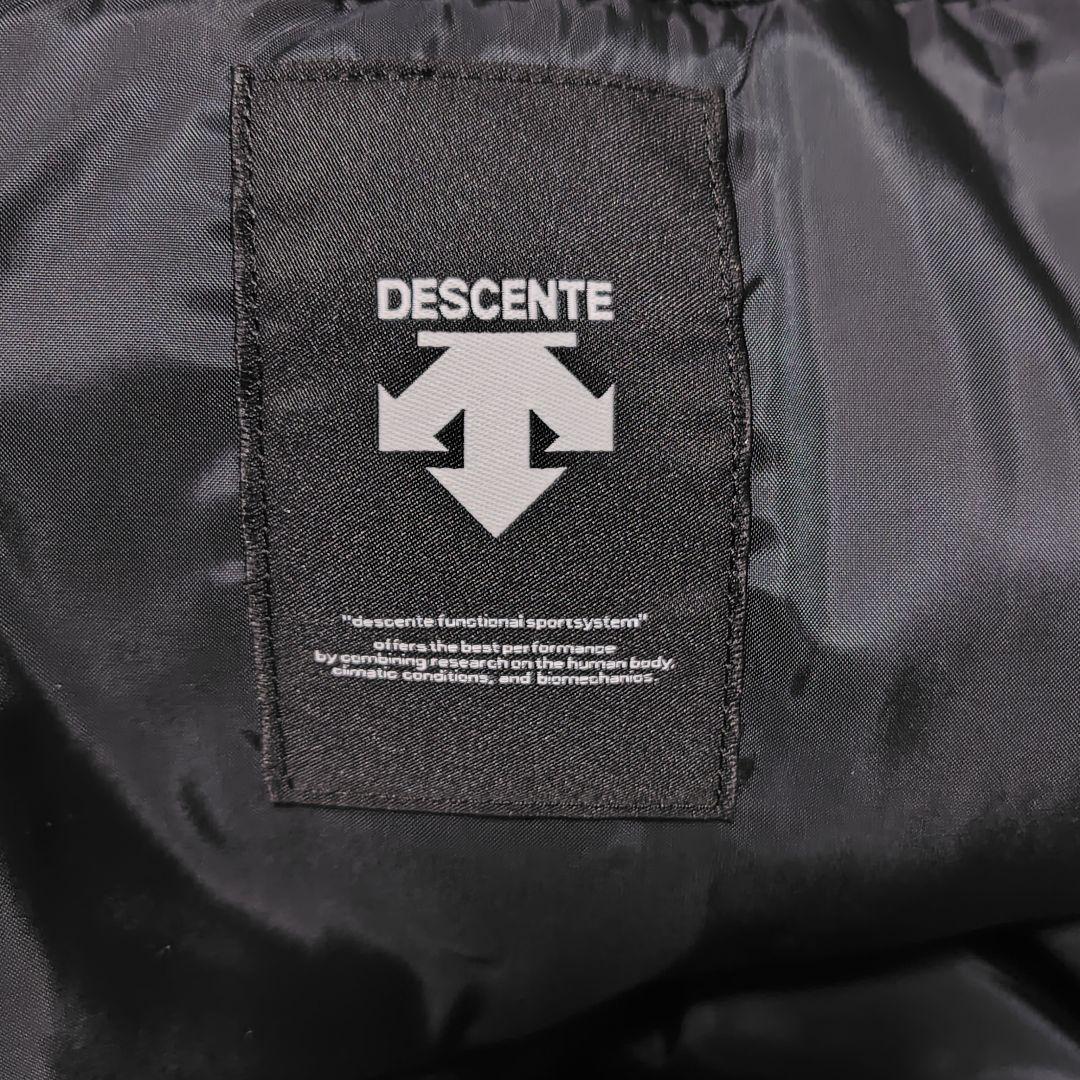 DESCENTE ブラック スキー、スノーボードウェア