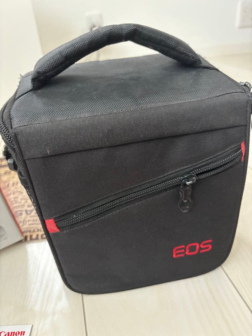 Canon EOS Kiss X9 デジタル一眼レフ EF-S 18-55mm