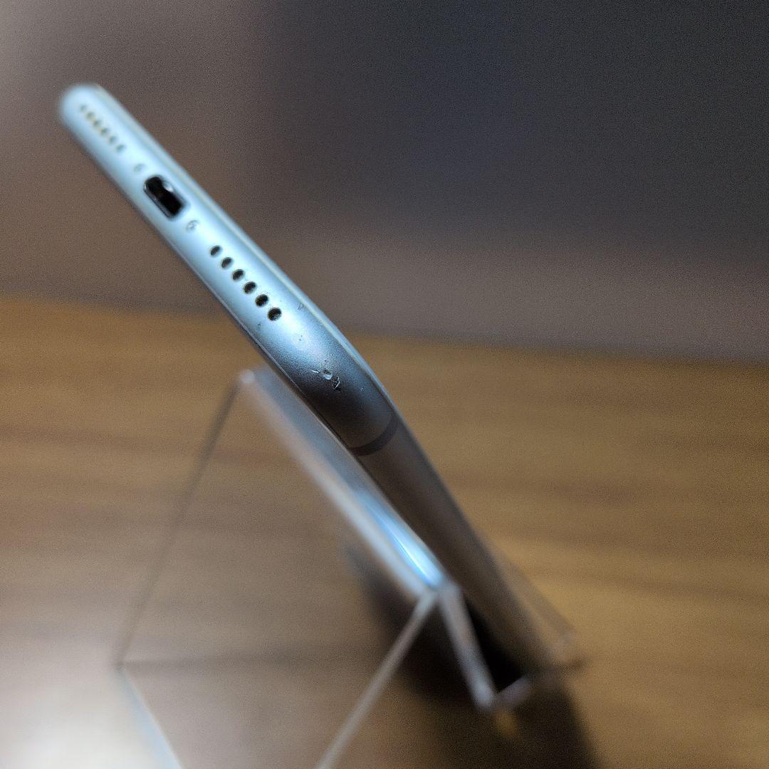 Apple iPhone 8 128GB　シルバー