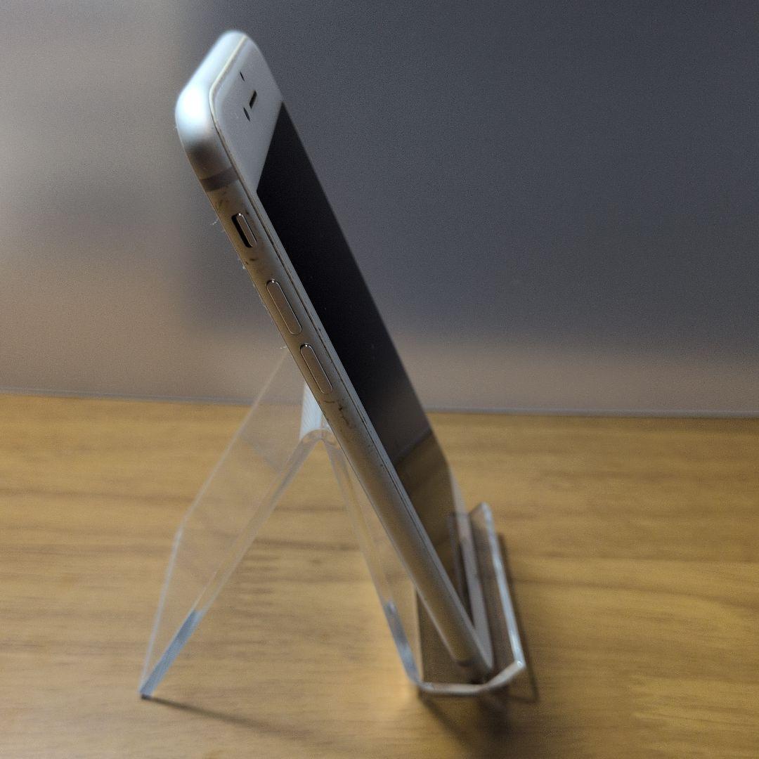 Apple iPhone 8 128GB　シルバー