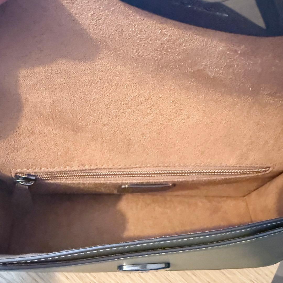 COACH オリーブグリーン ショルダーバッグ　ハンドバック