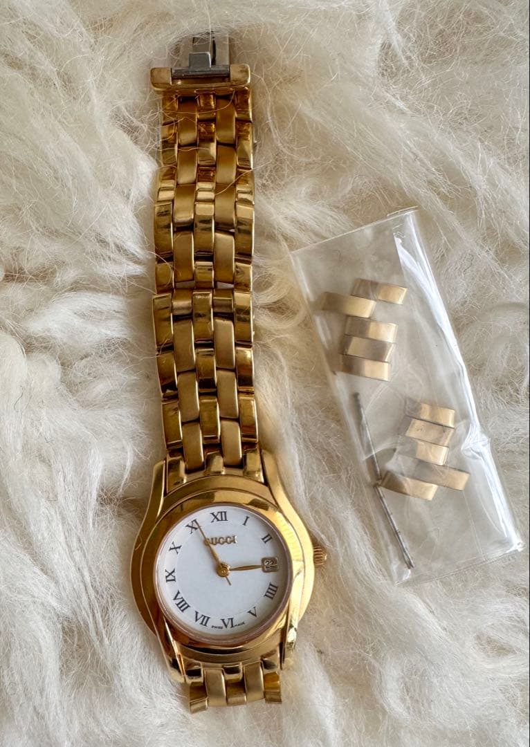 GUCCI ゴールド 腕時計