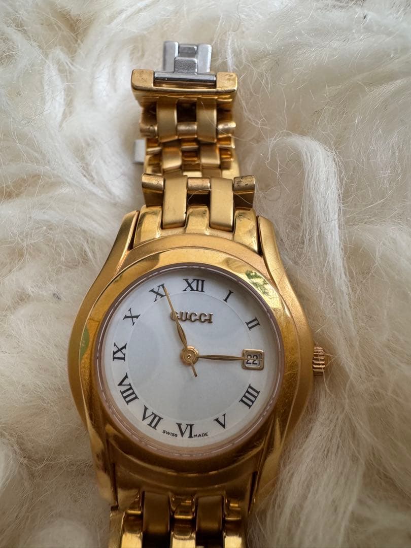 GUCCI ゴールド 腕時計