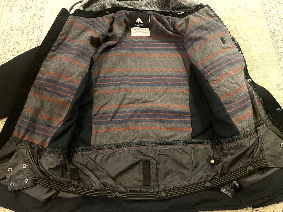 BURTON ブラック スノーボードジャケット s