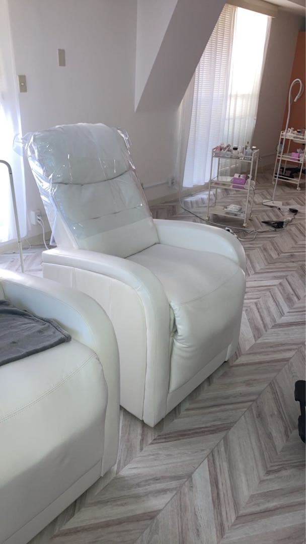 ☆tmrページ☆ ホワイト 電動リクライニング 1人掛けソファ