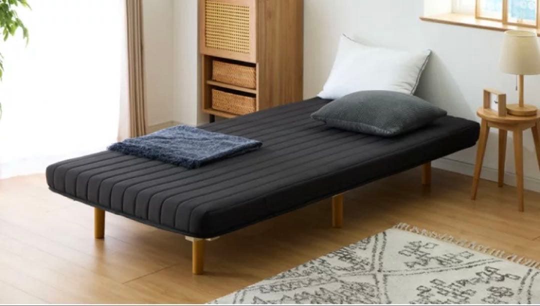 脚付きマットレス シングル　ベッドフレーム　マットレス付き