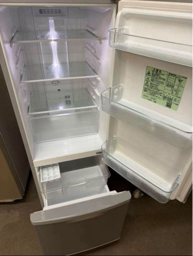 2016年式 168L 冷凍冷蔵庫 パナソニックNR-B179W-S