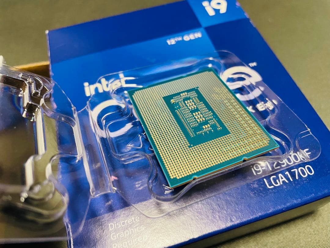 Intel core i9プロセッサー 12900KF(LGA1700)