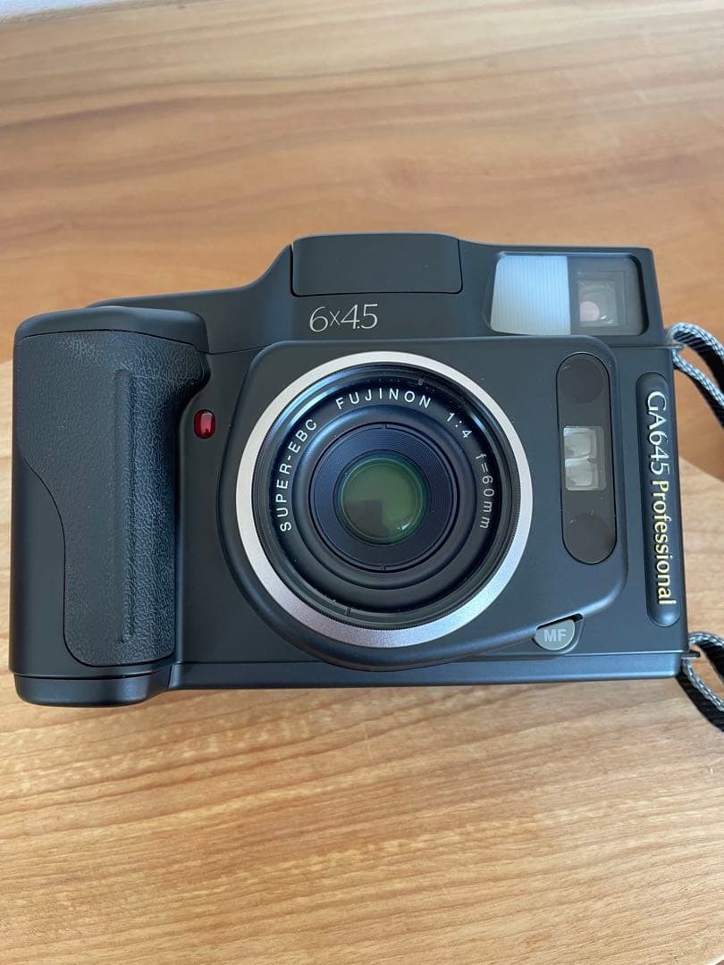 フィルムカメラ FUJIFILM GA645 Professional 6x45