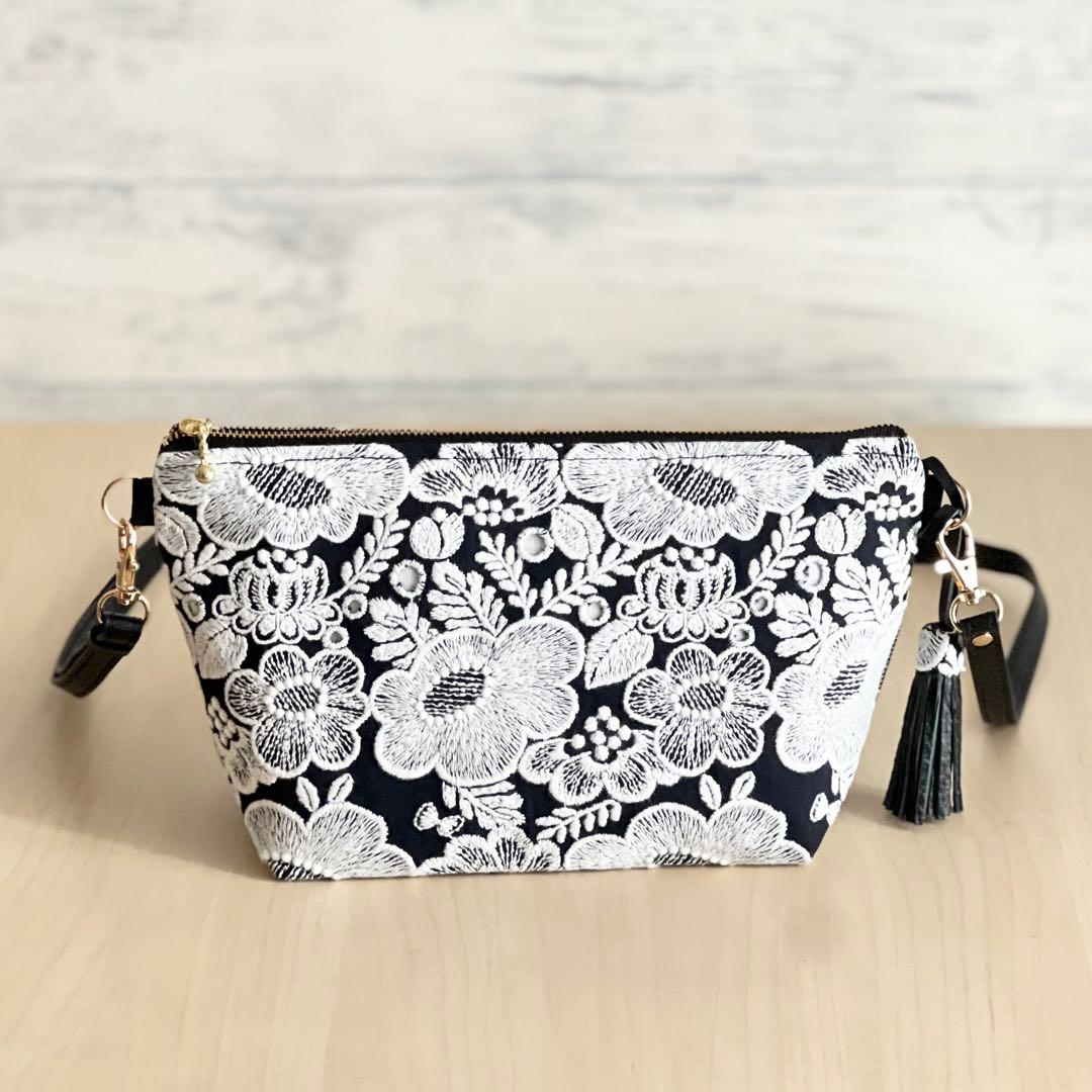 smile flowerとforest wingショルダーMB509-181