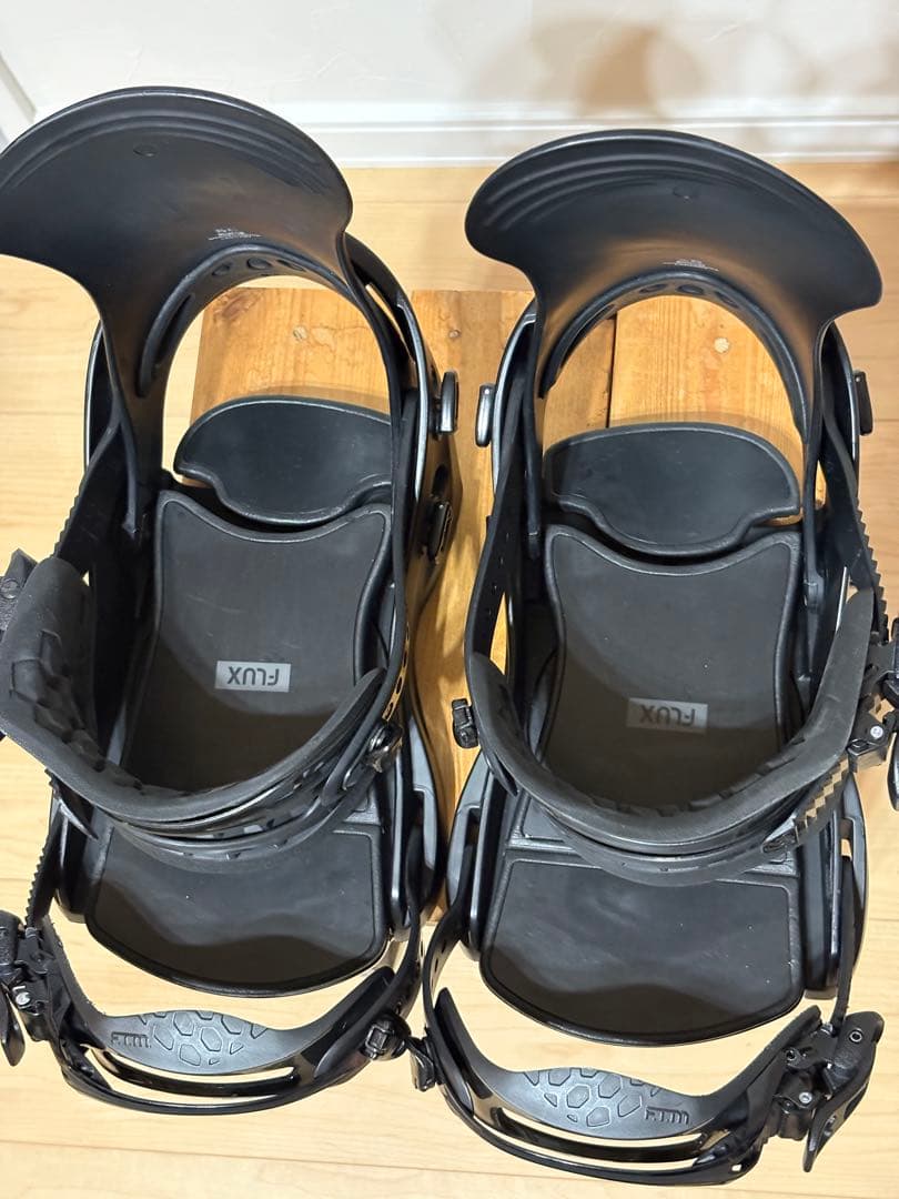 FLUX SR 23-24モデル Mサイズ ブラック