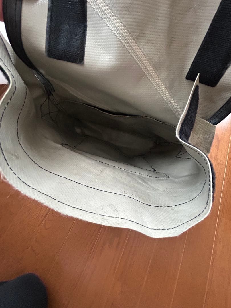 フライターグ　F11 LASSIE ラッシー