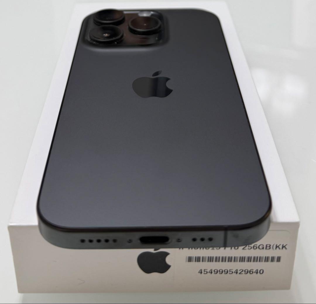 iphone 15PRO 256GB ブラックチタニウム バッテリー95%