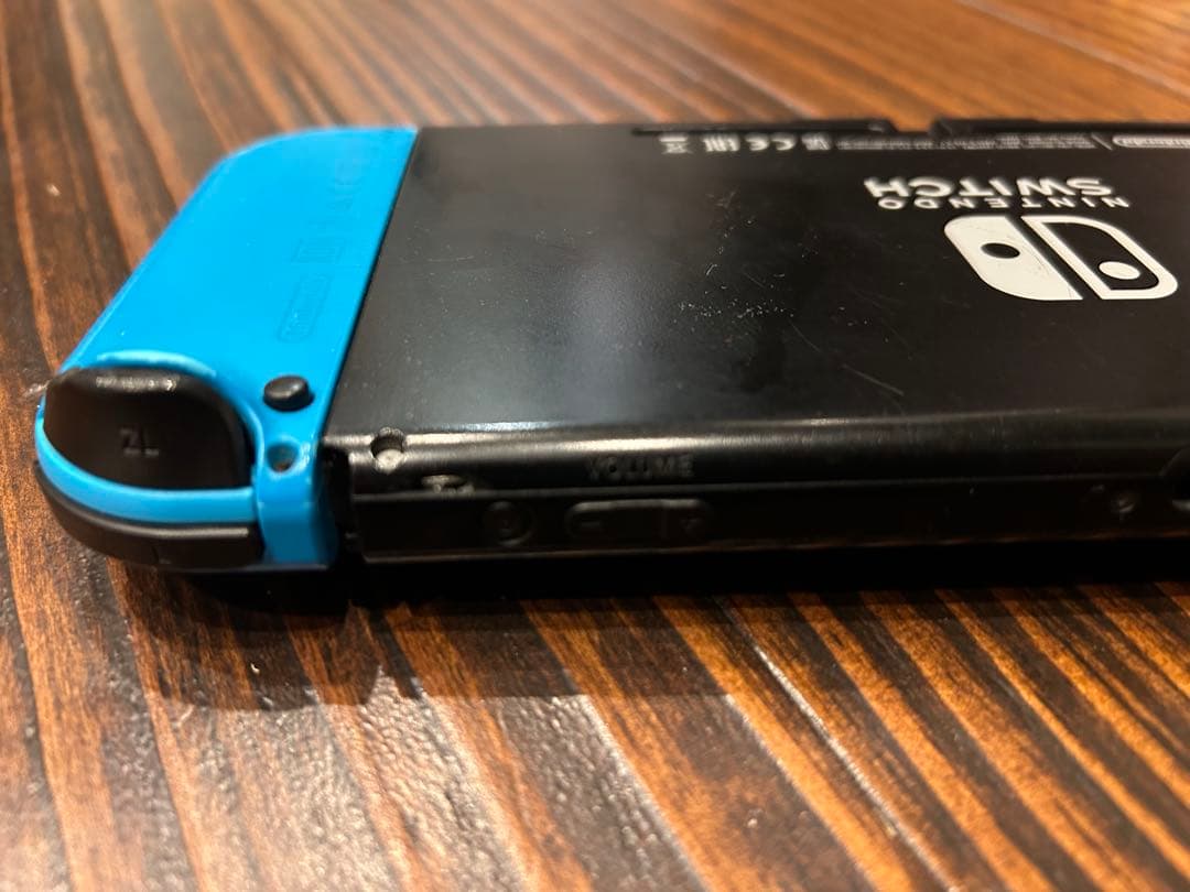 早い者勝ち！Nintendo Switch ブルー/レッド 本体JOYコンセット