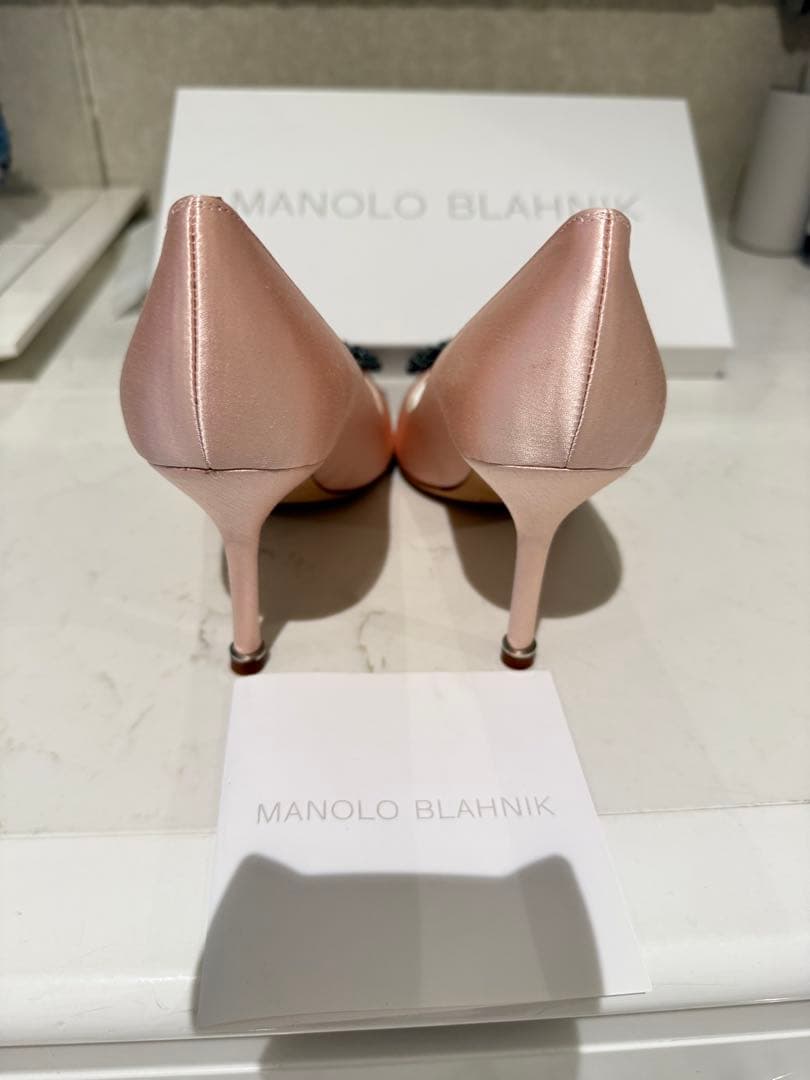 マノロブラニク ハンギシ9cm 35サイズ