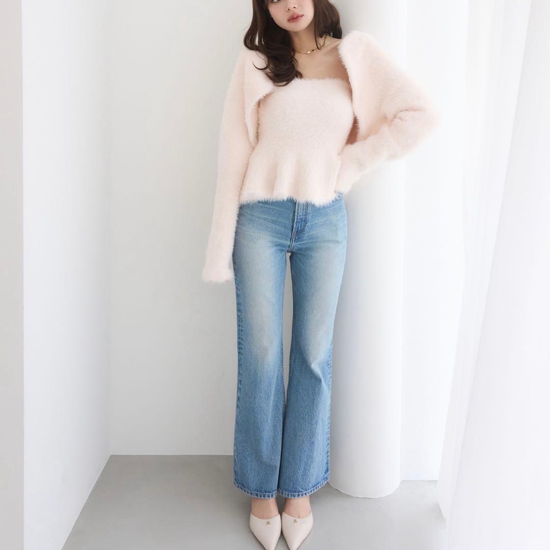 eimy istoire フェザーペプラムニットカーディガンセット