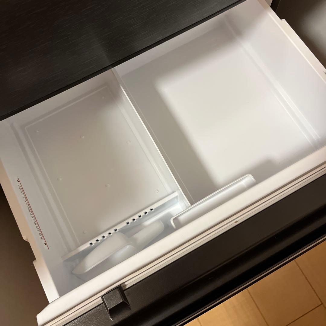 2022年製　三菱 冷蔵庫　MR-CX37H-T 365L