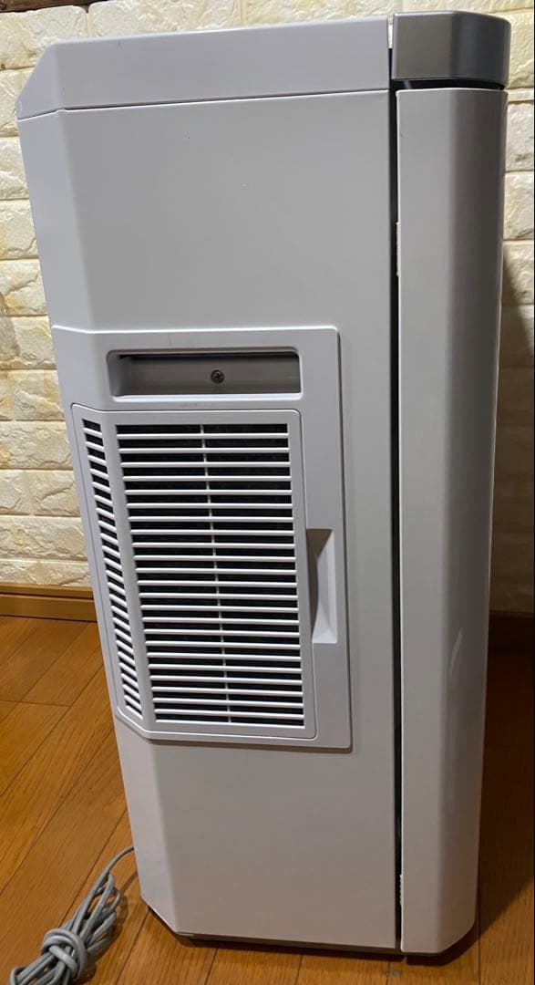 Panasonic zaino 除菌・脱臭機能付き F-JDL50