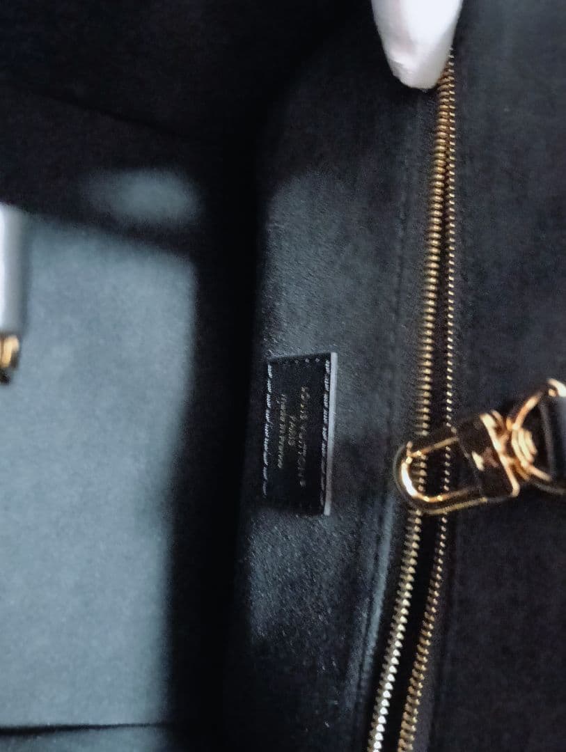 LOUIS VUITTON　モノグラムアンプラント　オンザゴーM45653（PM