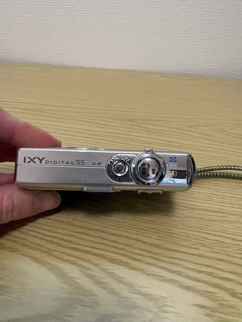 コンパクトデジカメ　Canon IXY DIGITAL 55