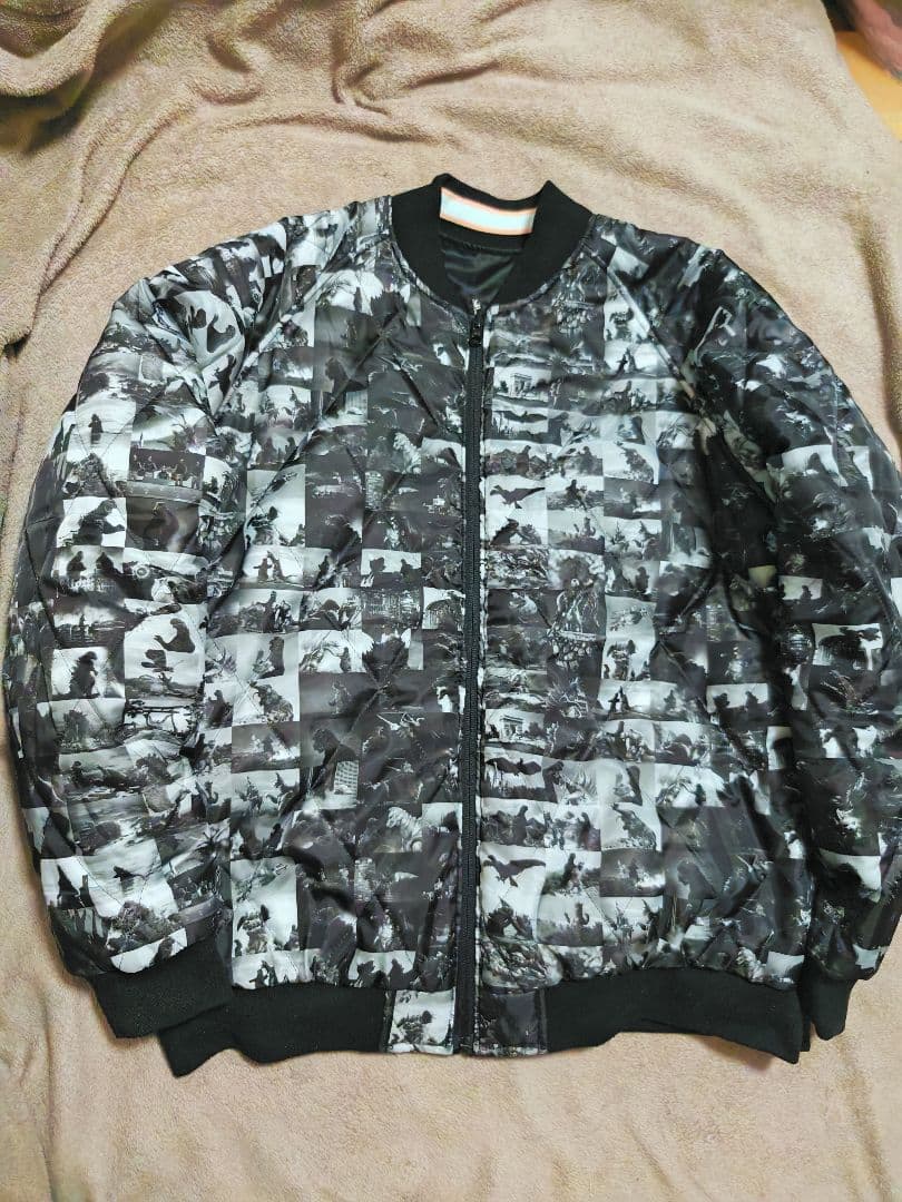 BREEZE ゴジラ 美品 日本限定 スカジャン ２面用 サテン vintage