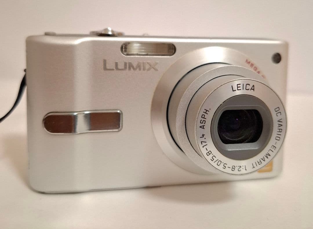 準美品 Panasonic LUMIX DMC-FS1 デジタルカメラ