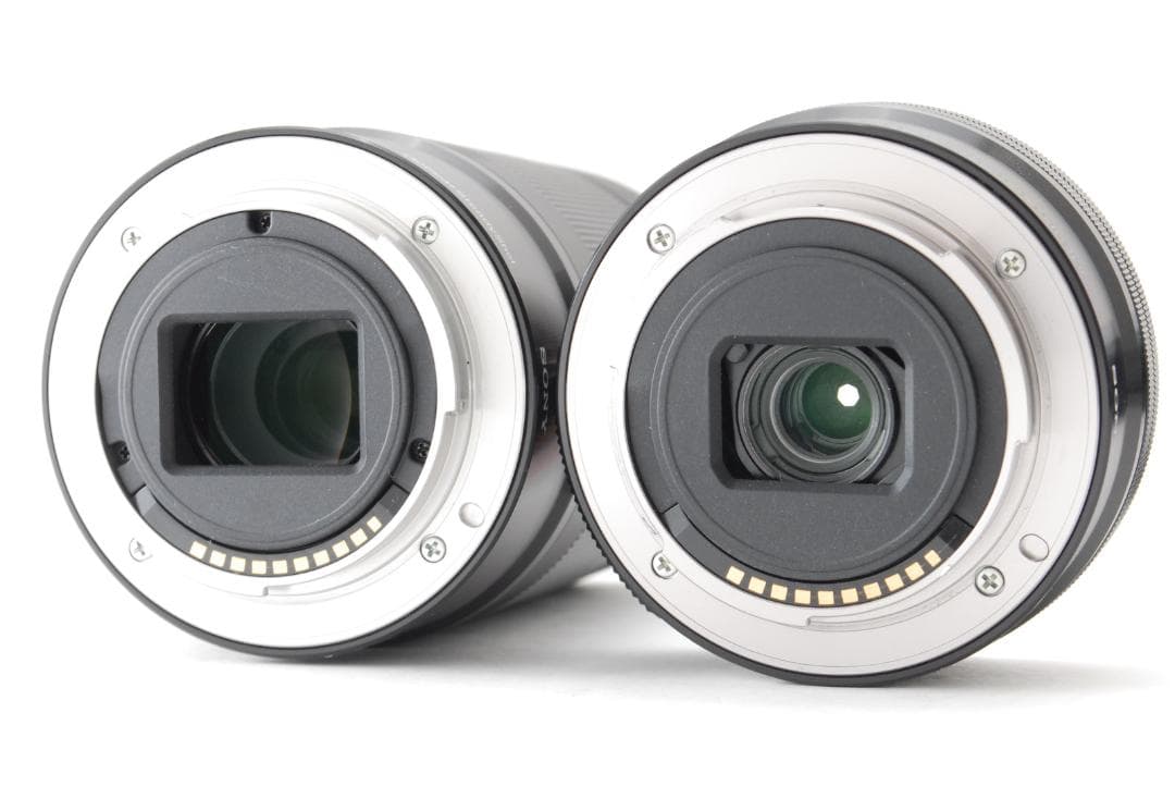 【ほぼ新品】ソニー Sony a6400 ダブルレンズキット ショット数138回