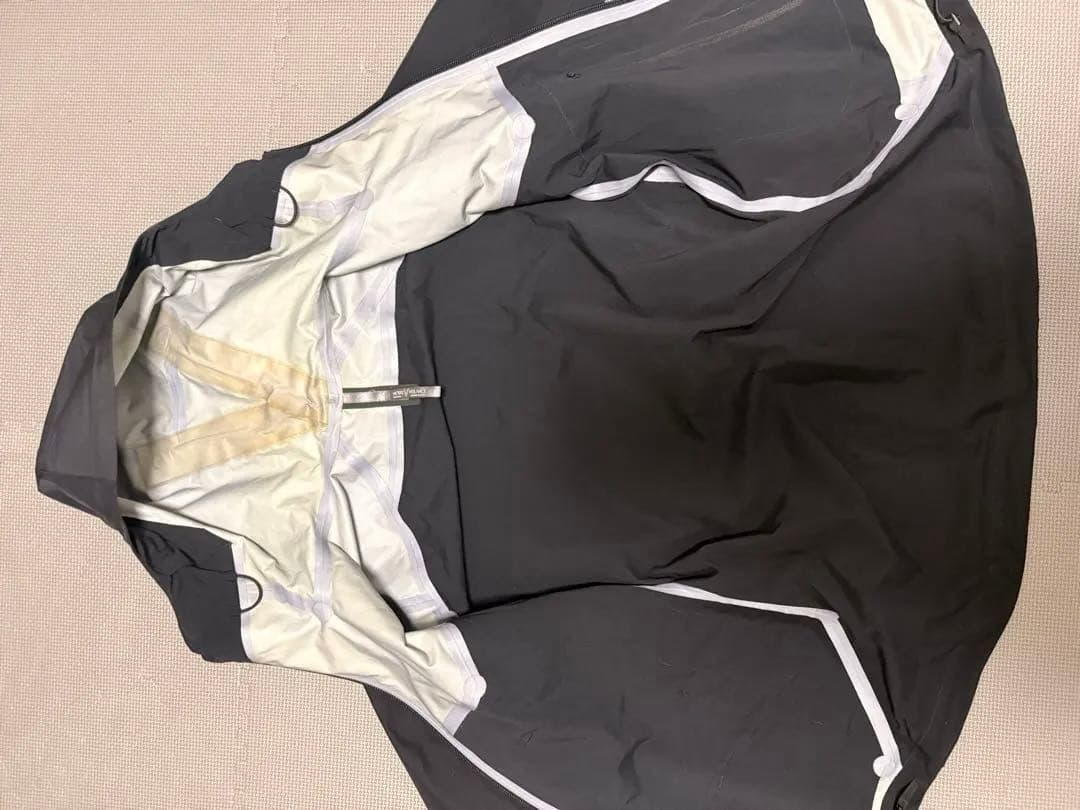 ARC'TERYX ヴィランス　ブラック　マウンテンパーカー　Gore-tex