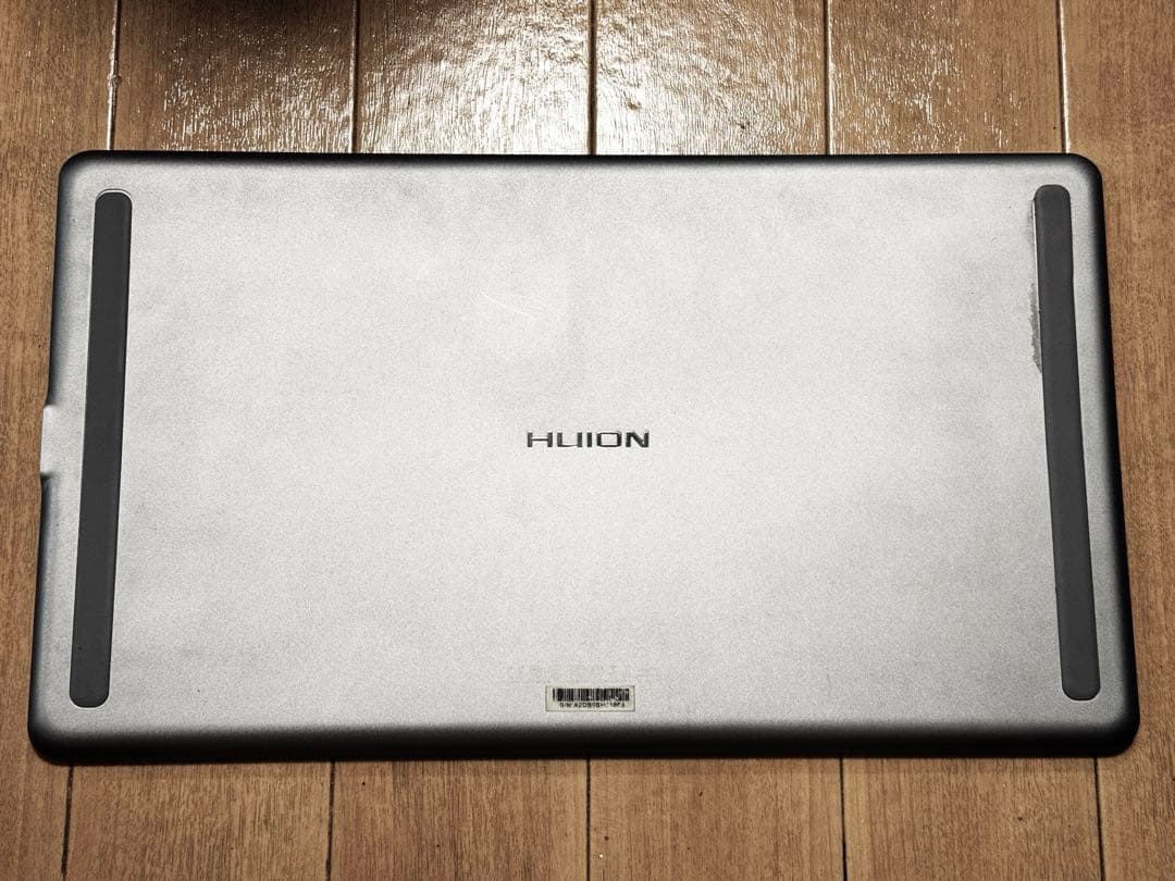 HUION KAMVAS Pro16 液タブ