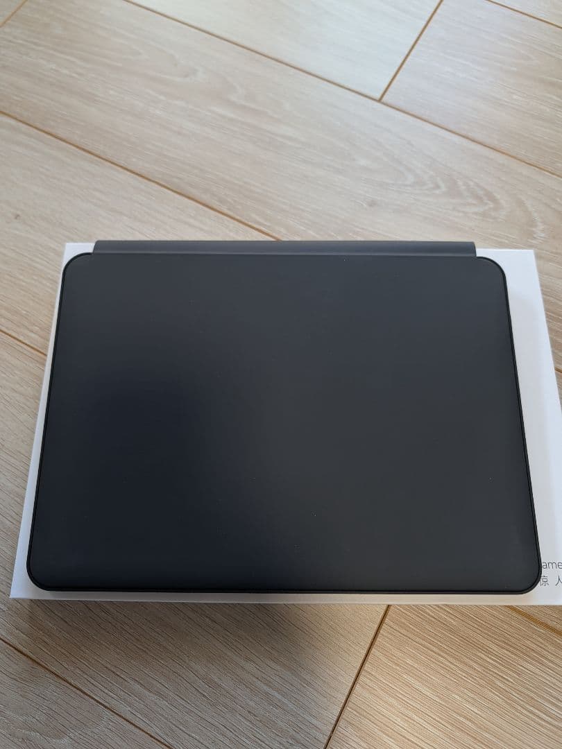 【美品】iPad10/11世代 A16 HOU Magic Keyboard