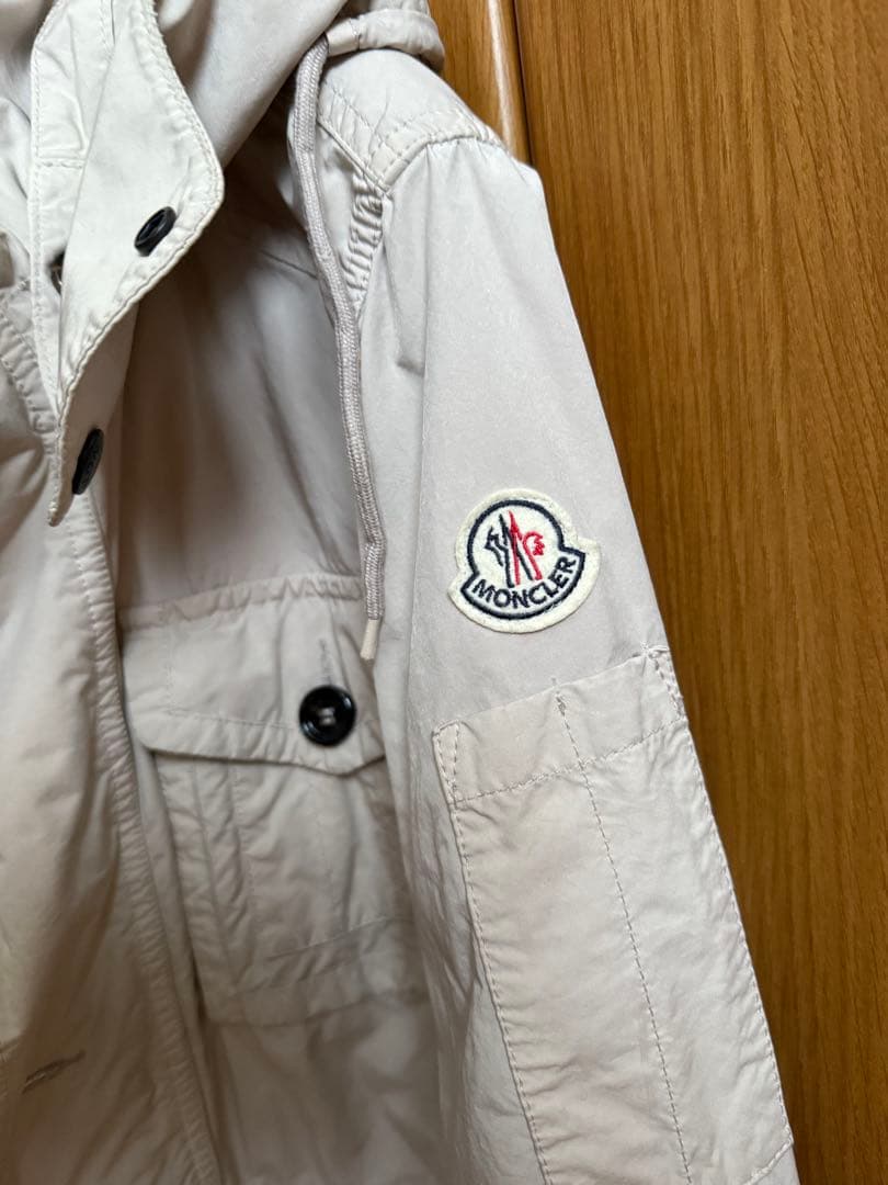 MONCLER フード付きミリタリージャケット サイズ3 ベージュ
