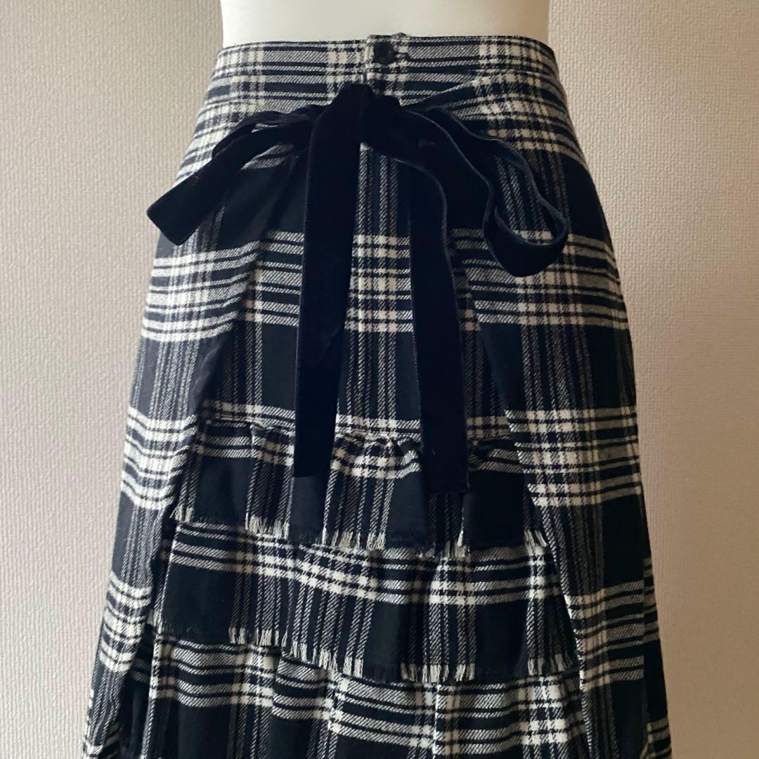 ピンクハウス　ウール　バックティアードスカート　チェック　リボン　黒