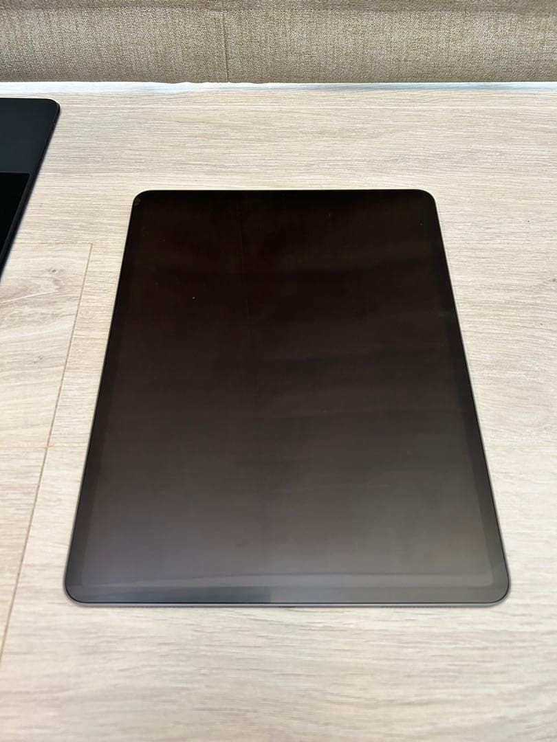 iPad Pro 第４世代 12.9インチ 256GB キーボード、マウス