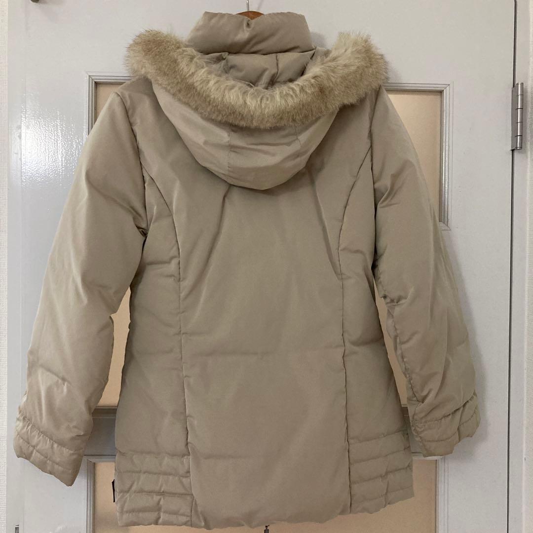 モンクレール　ダウンジャケット　ダウンコート　レディース