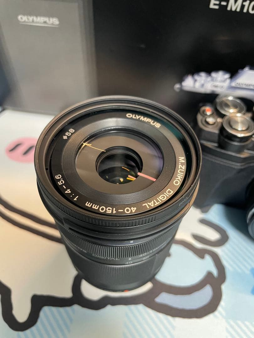 OLYMPUS E-M10 Mark III ダブルズームキット