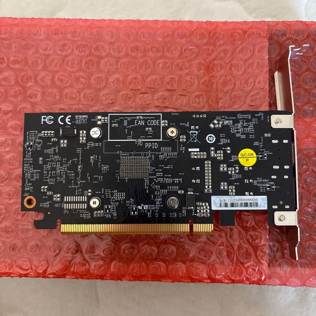 AMD Radeon RX 6400 4GB グラフィックボード