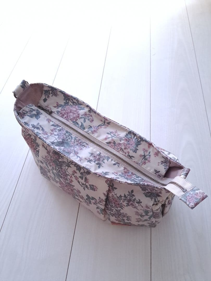 あ～きゃん様　リバティ　セリーヌ　ライラックピンク　横長ショルダーバッグ