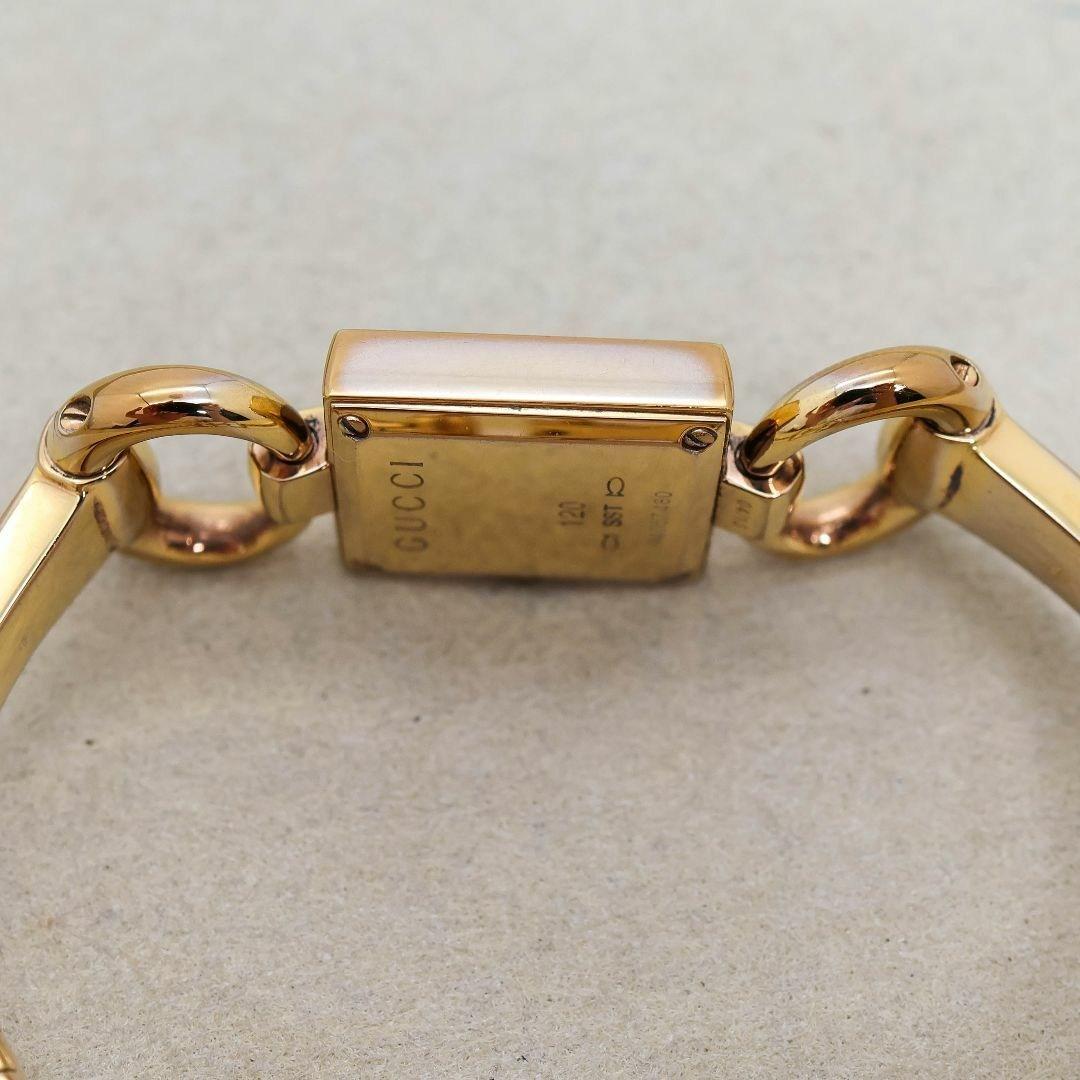 稼働 GUCCI 腕時計 YA120519 ホワイトパール トルナヴォーニ