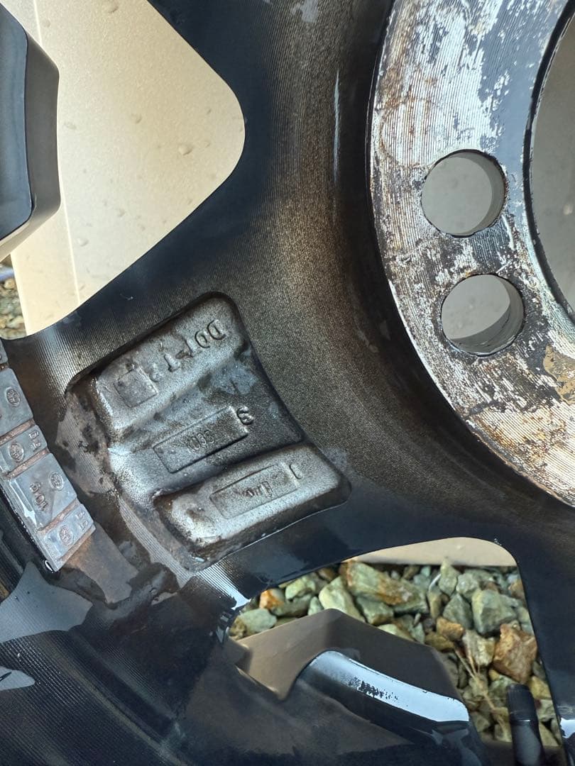 KMC XD775ROCKSTAR 17in 8.0J+35 6Hスタッドレスに