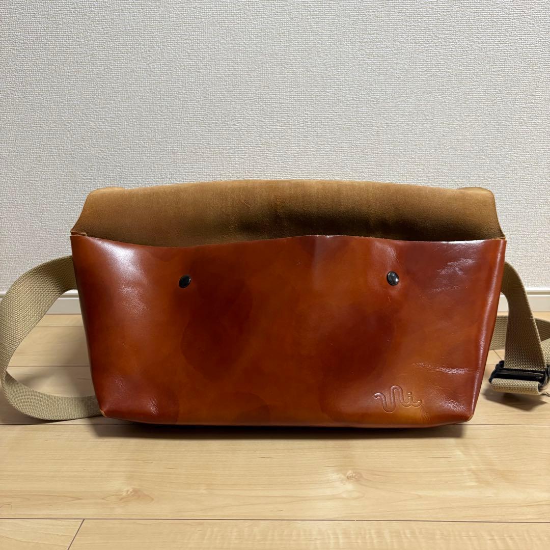 【美品】Uni&co ユニ&コー メッセンジャーバッグ 牛革レザー