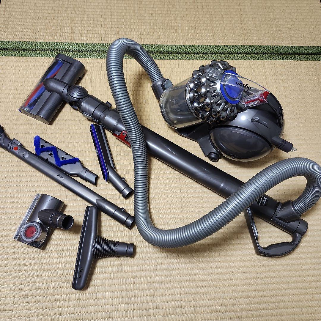 ダイソン DC63　掃除機　付属品付き