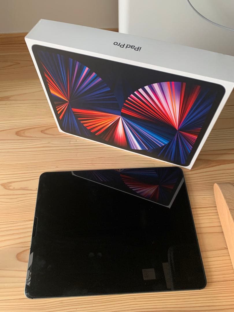 iPad Pro スペースグレー 箱付き　第5世代　12.9インチ