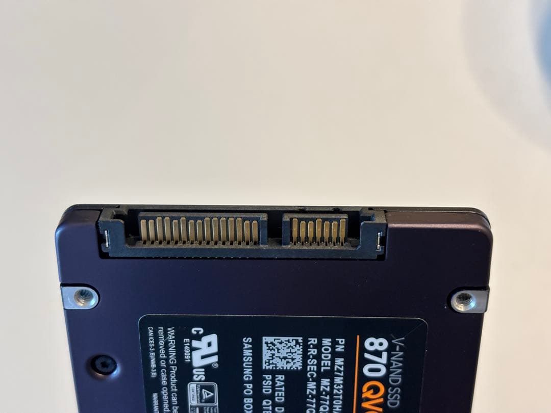 内蔵型SSD Samsung 870 QVO 2TB SATA 2.5\" SSD